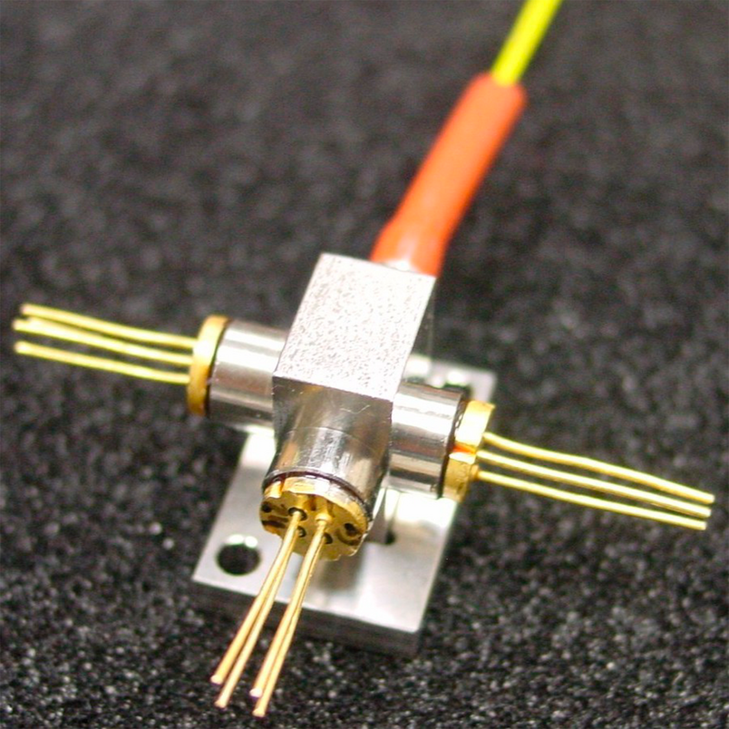Triplexer laser module Triplexer laser module